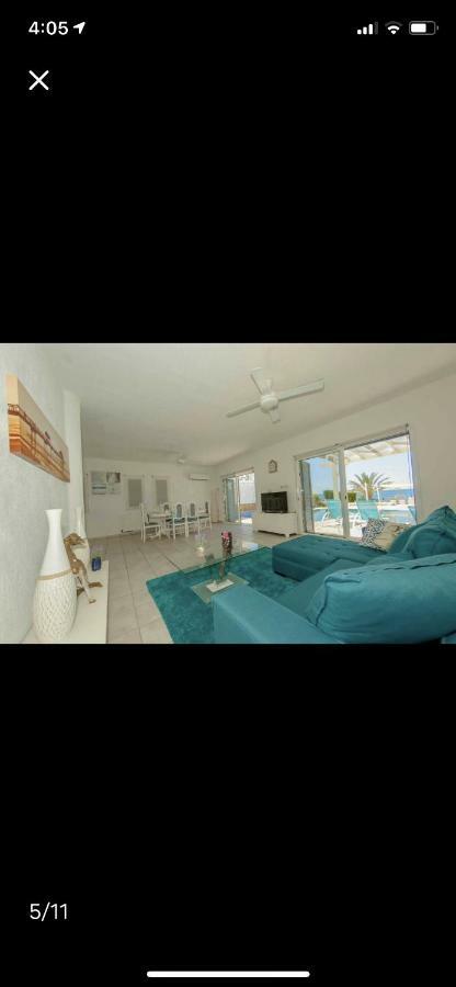 34 Beach Villa Paphos Extérieur photo